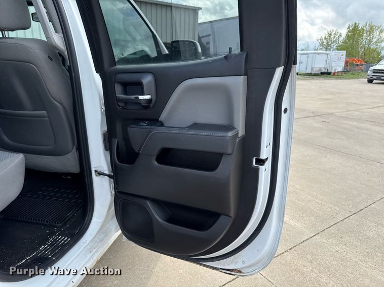 image for item DV2579 2015 Chevrolet Silverado 1500 Double Cab pickup truck