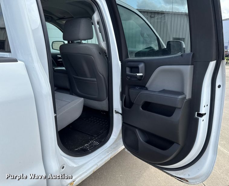 image for item DV2579 2015 Chevrolet Silverado 1500 Double Cab pickup truck