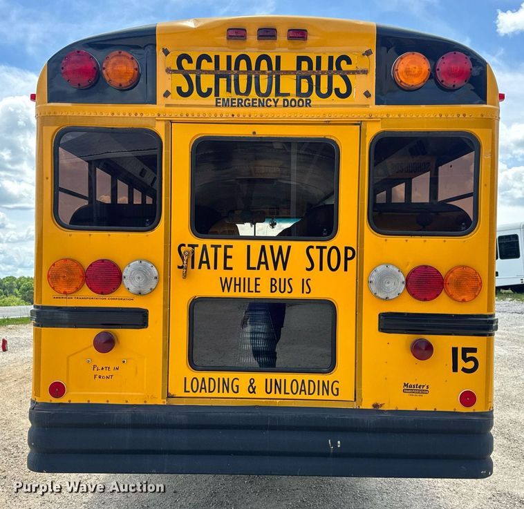 image for item DV4021 2002 International 3800 school bus