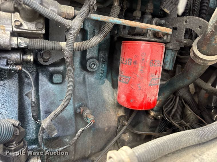 image for item DV4021 2002 International 3800 school bus