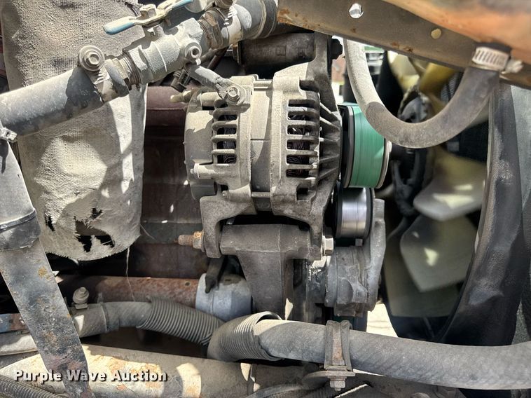 image for item DV4021 2002 International 3800 school bus