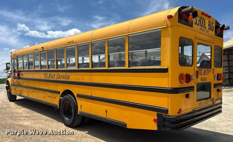 image for item DV4022 2002 International 3000IC school bus