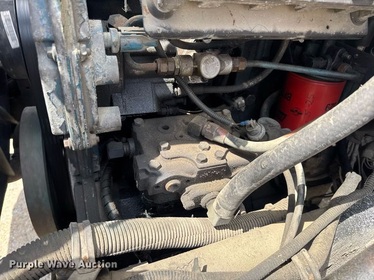 image for item DV4022 2002 International 3000IC school bus