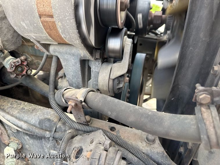 image for item DV4022 2002 International 3000IC school bus