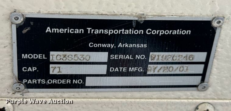 image for item DV4022 2002 International 3000IC school bus
