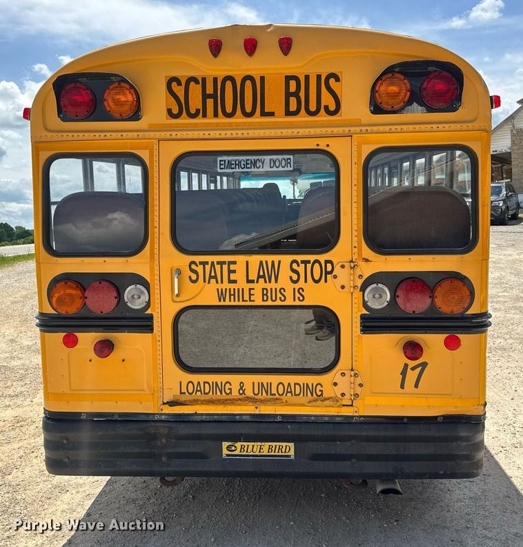 image for item DV4023 2002 International 3800 school bus