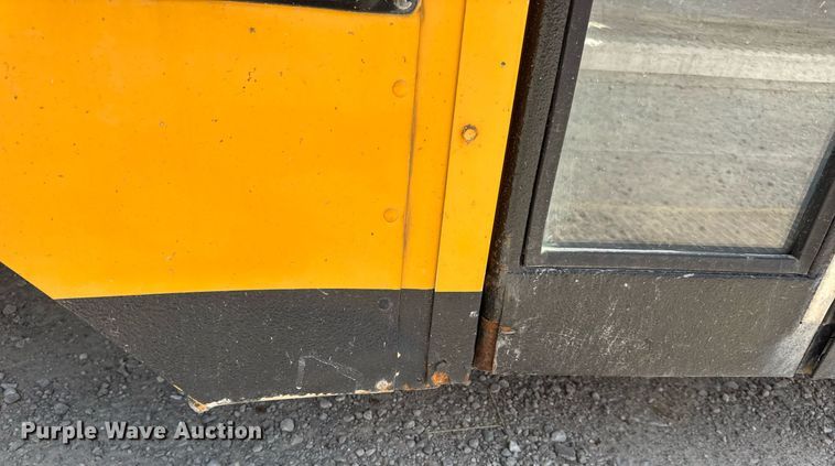 image for item DV4023 2002 International 3800 school bus