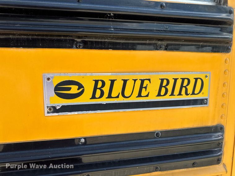 image for item DV4023 2002 International 3800 school bus