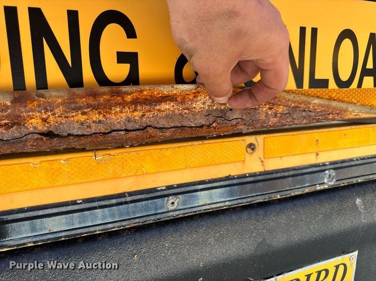 image for item DV4023 2002 International 3800 school bus