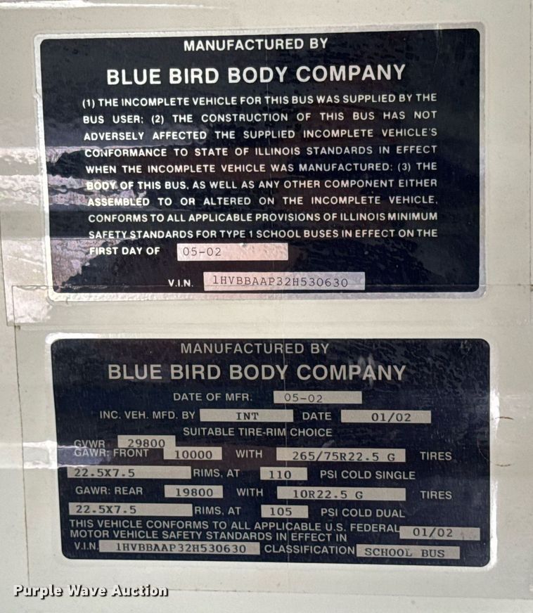 image for item DV4023 2002 International 3800 school bus