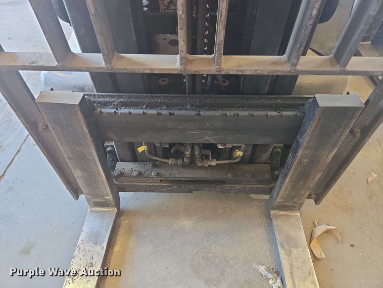 image for item DW1931 Crown RC5545-40 forklift