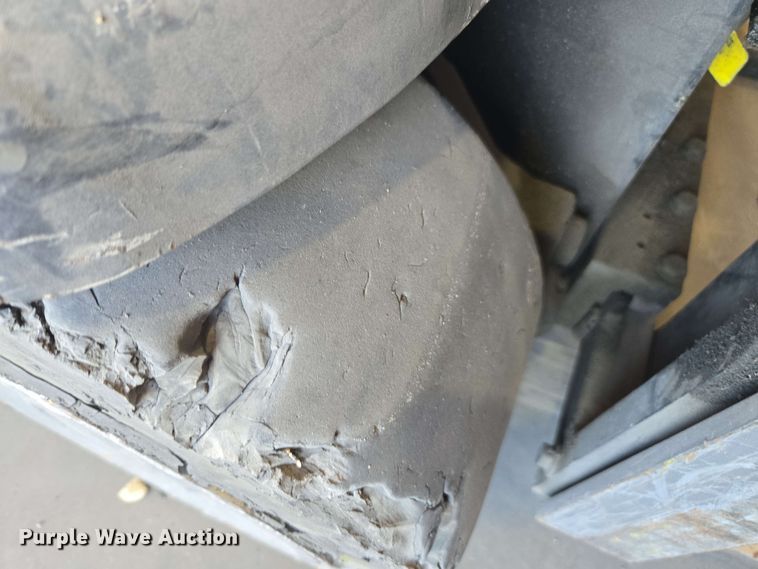 image for item DW1931 Crown RC5545-40 forklift