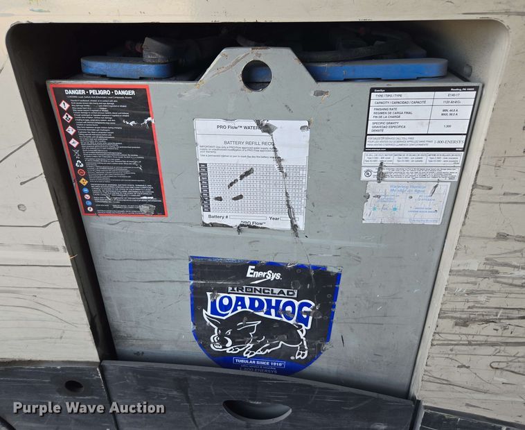 image for item DW1932 2017 Crown RC5545-40 forklift