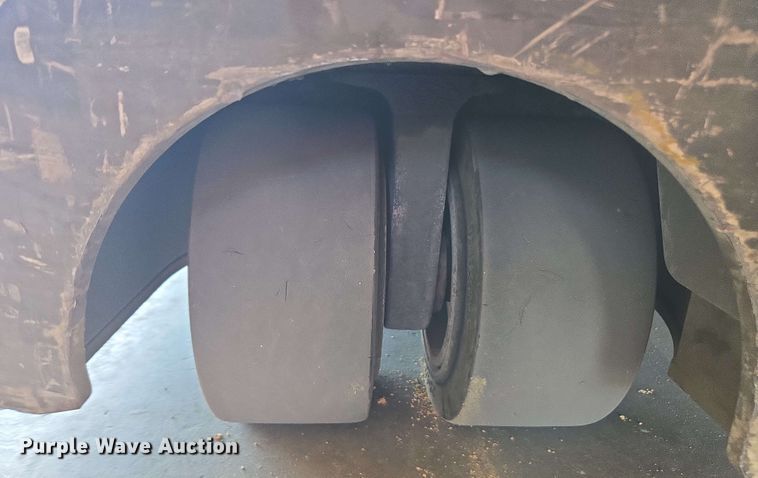 image for item DW1932 2017 Crown RC5545-40 forklift