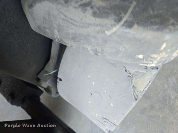 image for item DW1932 2017 Crown RC5545-40 forklift