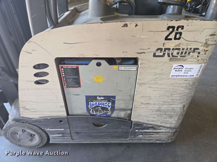 image for item DW1933 2017 Crown RC5545-40 forklift