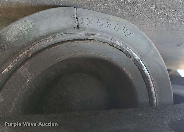 image for item DW1933 2017 Crown RC5545-40 forklift