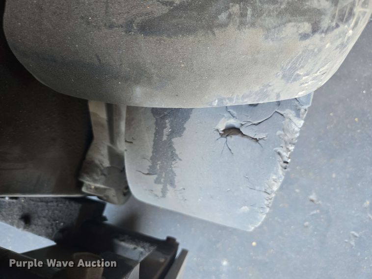 image for item DW1933 2017 Crown RC5545-40 forklift