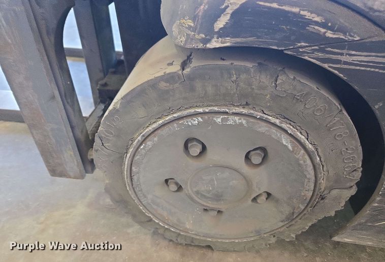 image for item DW1934 Crown RC5545-40 forklift