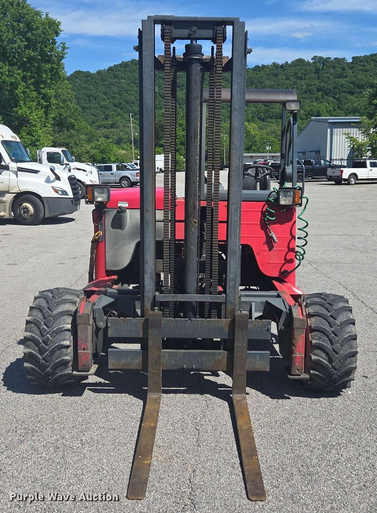 image for item DW1935 2015 Moffett M8 55.3 forklift