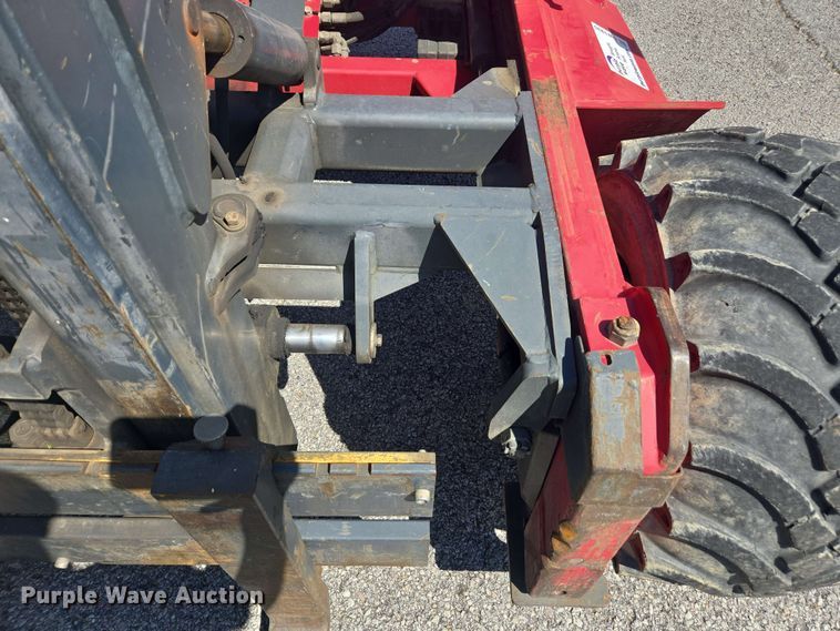 image for item DW1935 2015 Moffett M8 55.3 forklift