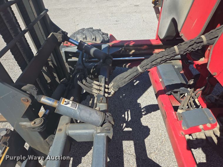 image for item DW1935 2015 Moffett M8 55.3 forklift