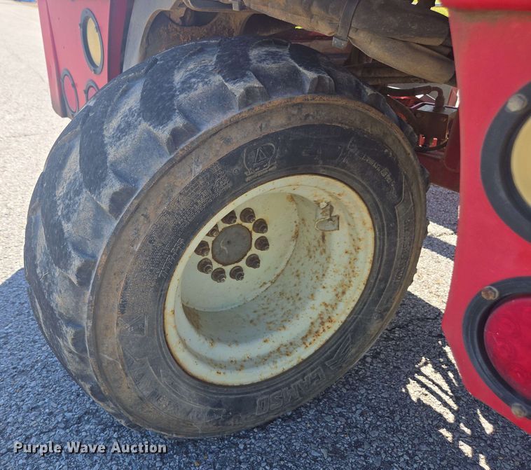 image for item DW1935 2015 Moffett M8 55.3 forklift