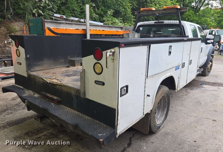 image for item DW1936 2016 Ford F550 Super Duty XL SuperCab utility / service truck