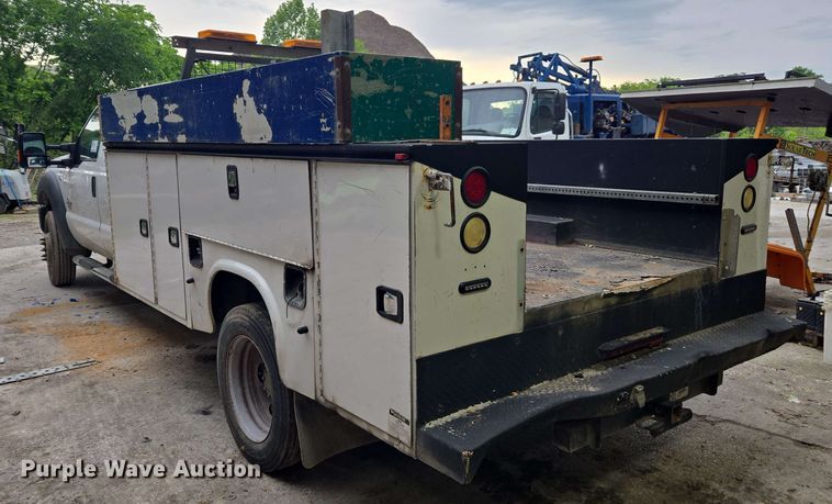 image for item DW1936 2016 Ford F550 Super Duty XL SuperCab utility / service truck