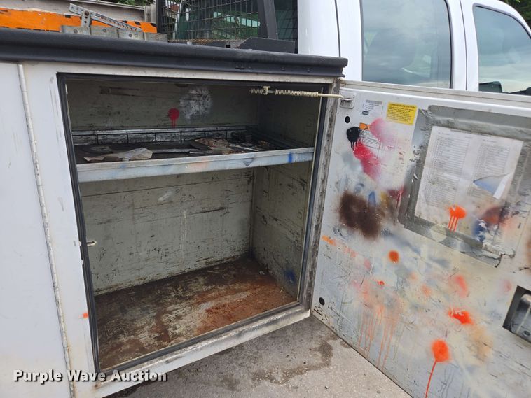 image for item DW1936 2016 Ford F550 Super Duty XL SuperCab utility / service truck