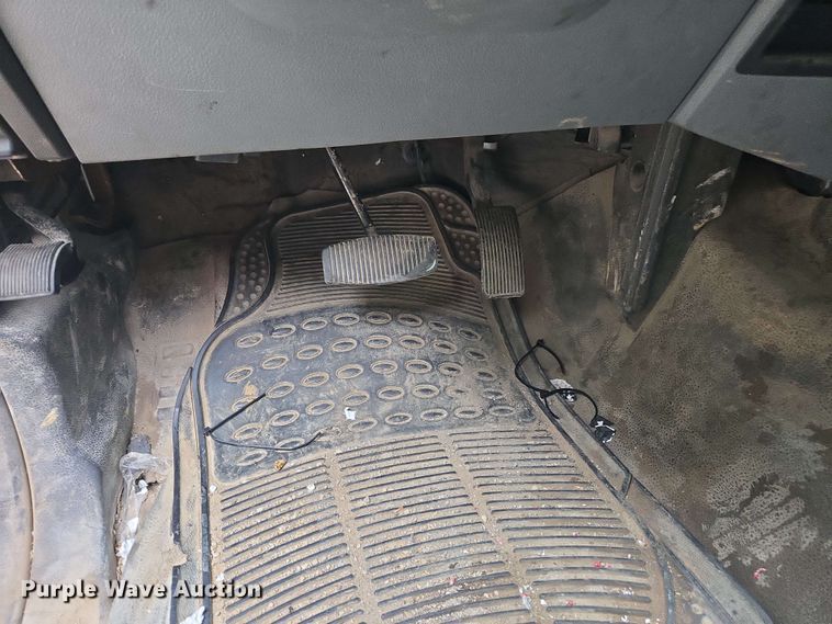 image for item DW1936 2016 Ford F550 Super Duty XL SuperCab utility / service truck