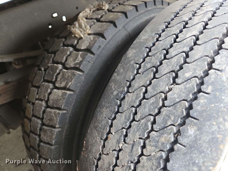 image for item DW1936 2016 Ford F550 Super Duty XL SuperCab utility / service truck