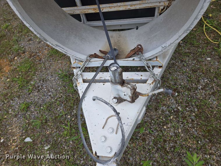 image for item DW1942 1987 Hesco Mobile Power Unit 1500 3A generator