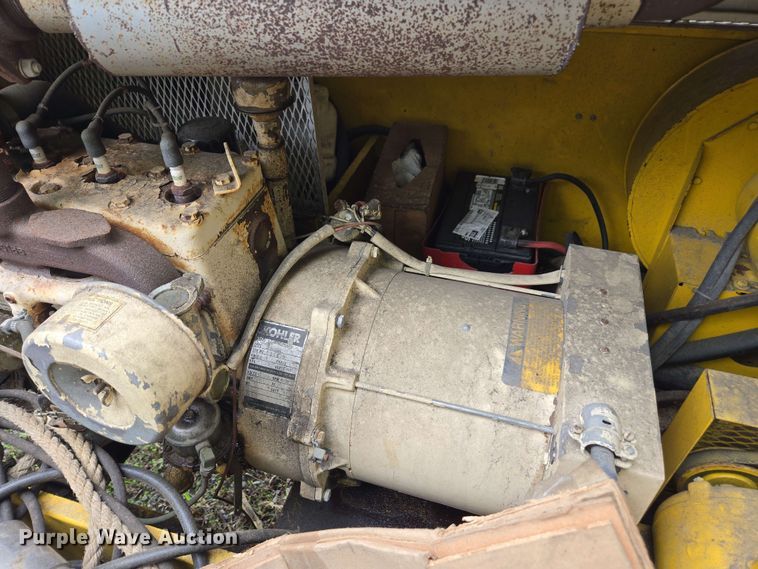 image for item DW1942 1987 Hesco Mobile Power Unit 1500 3A generator