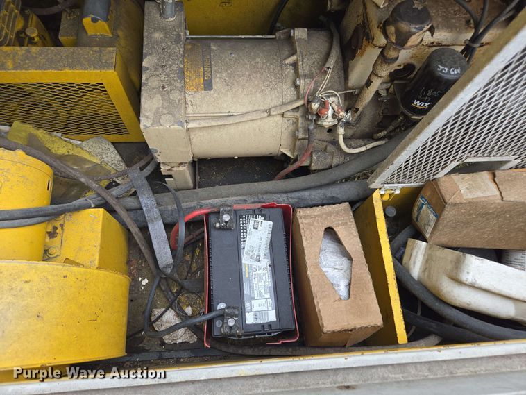 image for item DW1942 1987 Hesco Mobile Power Unit 1500 3A generator