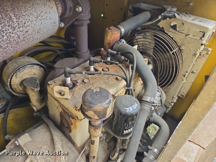 image for item DW1942 1987 Hesco Mobile Power Unit 1500 3A generator