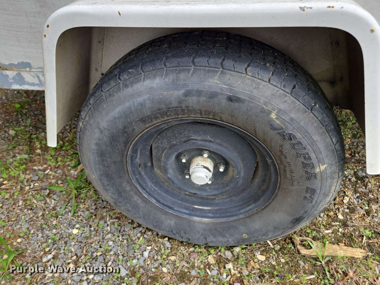 image for item DW1942 1987 Hesco Mobile Power Unit 1500 3A generator