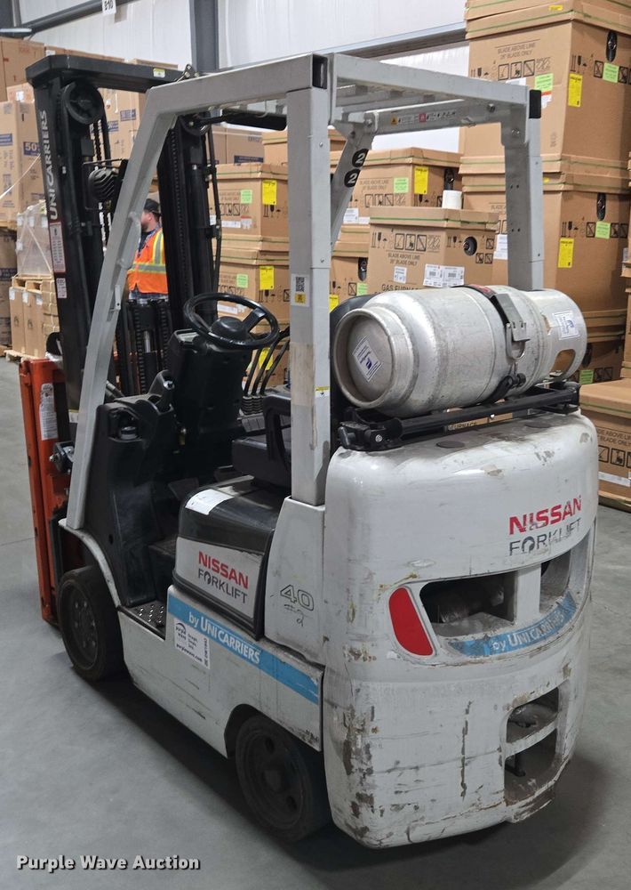 image for item DW1943 Nissan CFS40 forklift