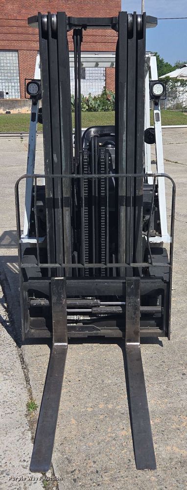 image for item DW1944 Nissan PF50 forklift