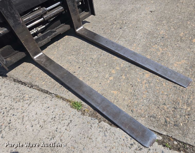 image for item DW1944 Nissan PF50 forklift