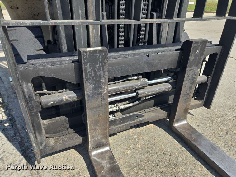 image for item DW1944 Nissan PF50 forklift