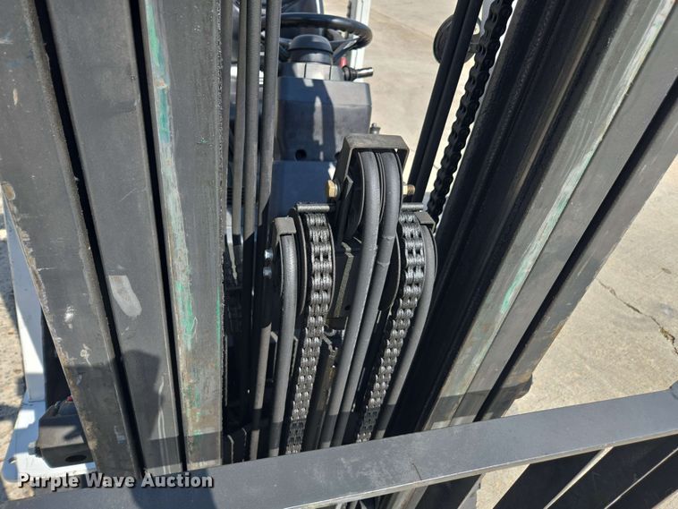 image for item DW1944 Nissan PF50 forklift