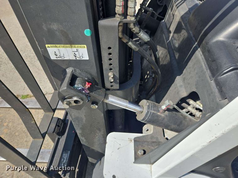 image for item DW1944 Nissan PF50 forklift