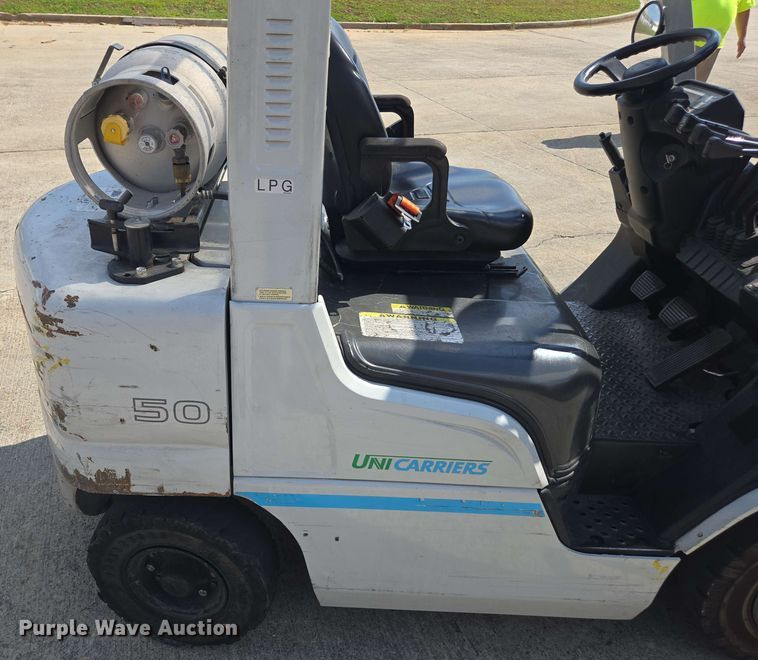 image for item DW1944 Nissan PF50 forklift