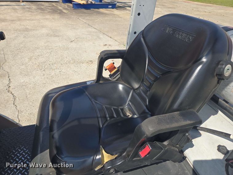 image for item DW1944 Nissan PF50 forklift