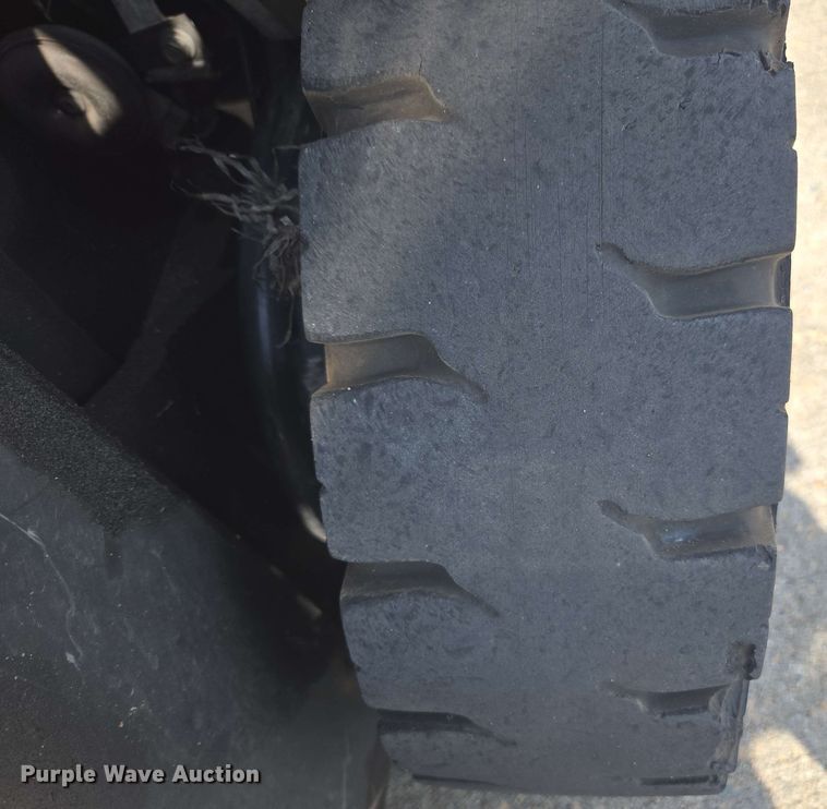 image for item DW1944 Nissan PF50 forklift