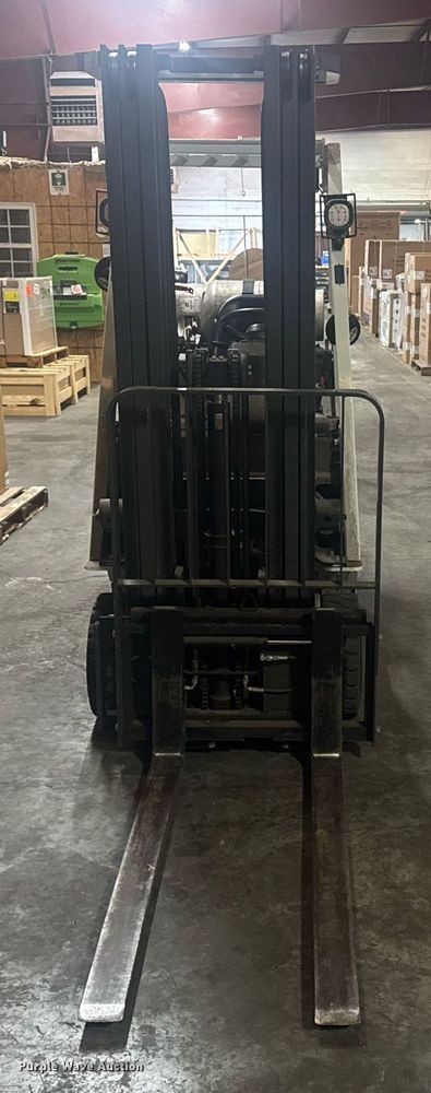 image for item DW1945 2016 UniCarriers CFS40 forklift