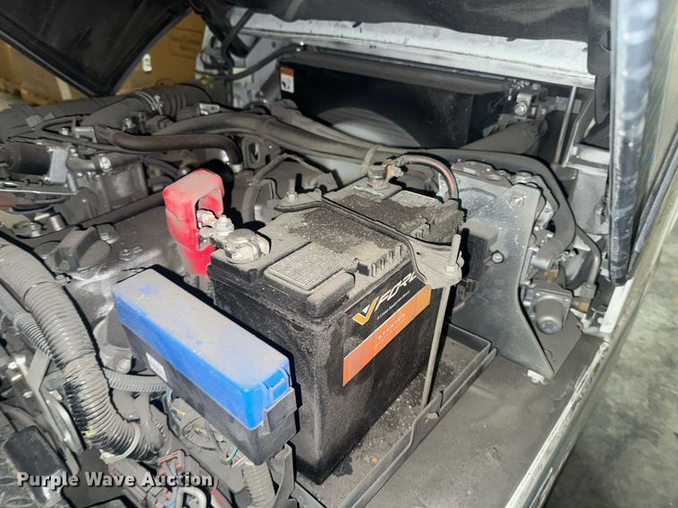 image for item DW1945 2016 UniCarriers CFS40 forklift