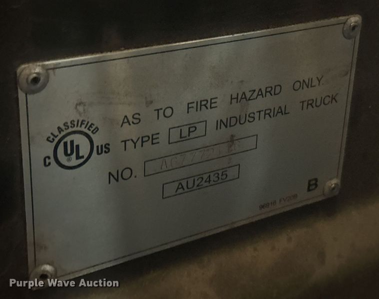 image for item DW1945 2016 UniCarriers CFS40 forklift