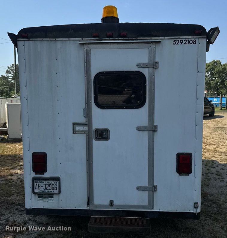 image for item DW1972 1995 Wells Cargo fiber optic splicing trailer